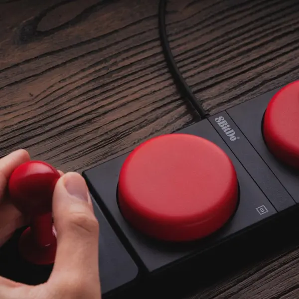 8BitDo Retro Mechanical Keyboard, C64 Edition - Vibe Gaming